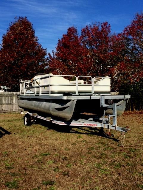 Sweetwater Pontoon 2003 for sale for $500 - Boats-from-USA.com