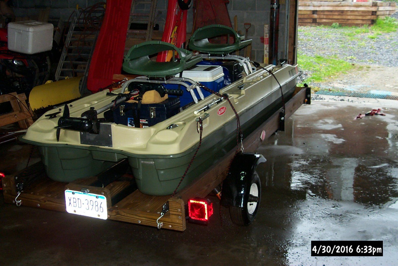 Pelican (Coleman) Pontoon 2001 for sale for $1,000 - Boats ...