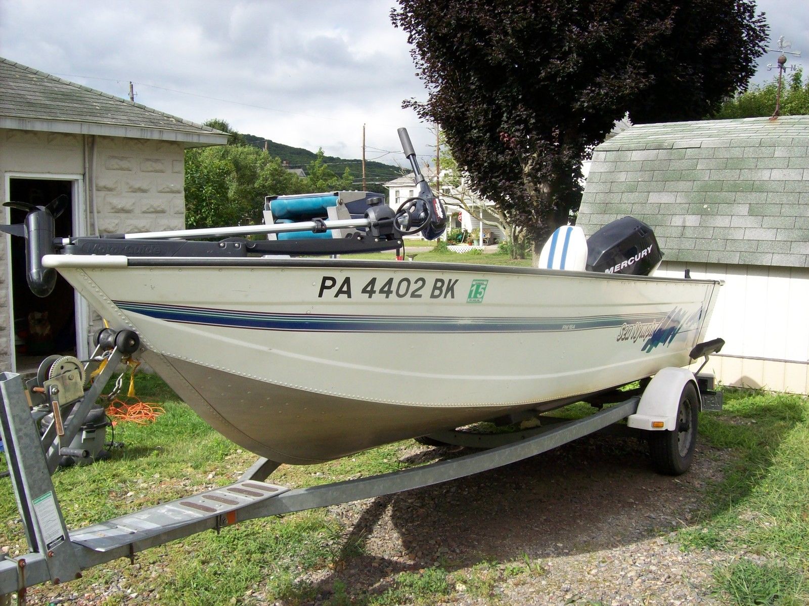 You are bidding on a 1995 Sea Nymph 164 FM 16' 8"fishing machine ...