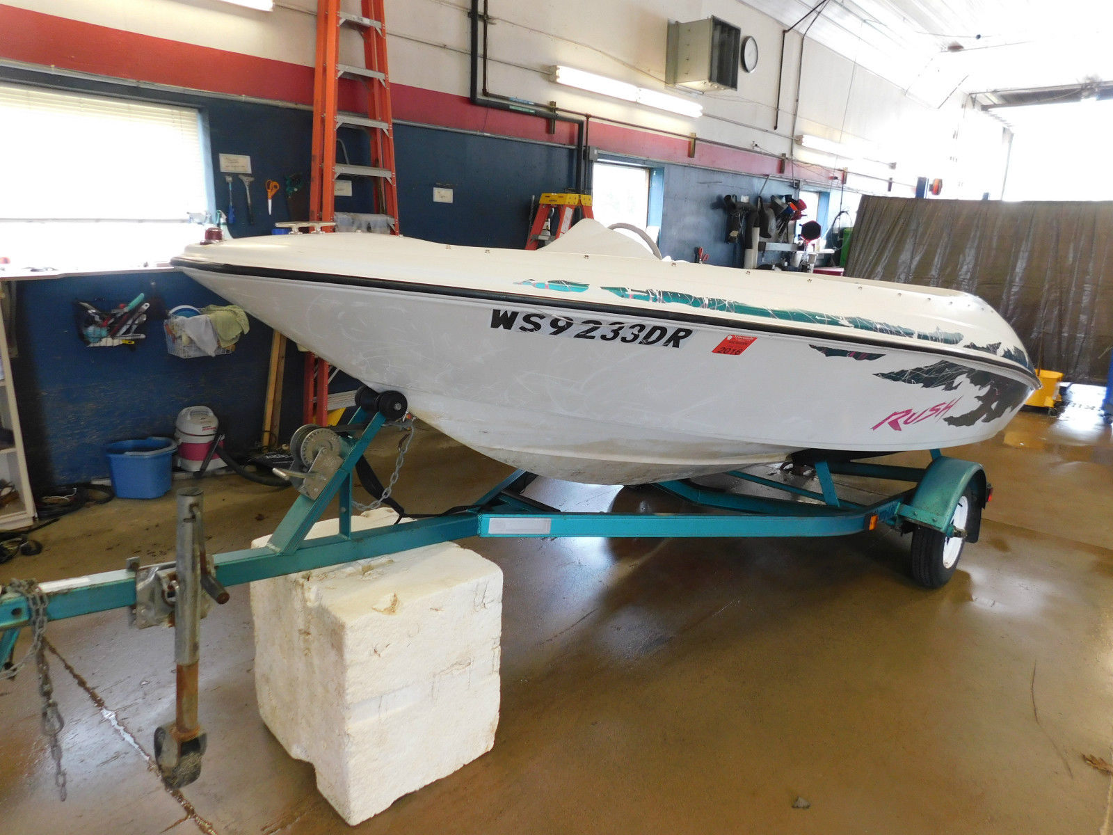 Regal Rush 1995 for sale for $599 - Boats-from-USA.com