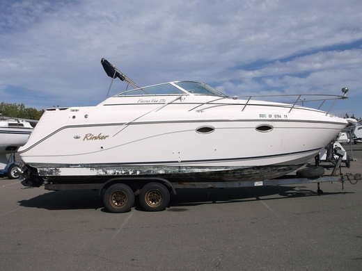 RINKER Fiesta Vee 270 2000 for sale for $9,999 - Boats-from-USA.com