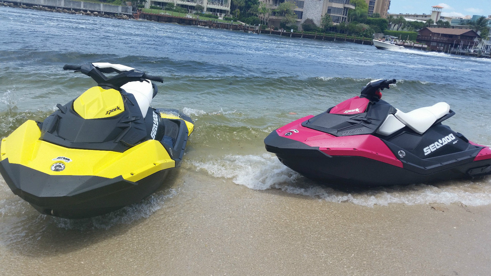 Sea Doo GTI буксировщик