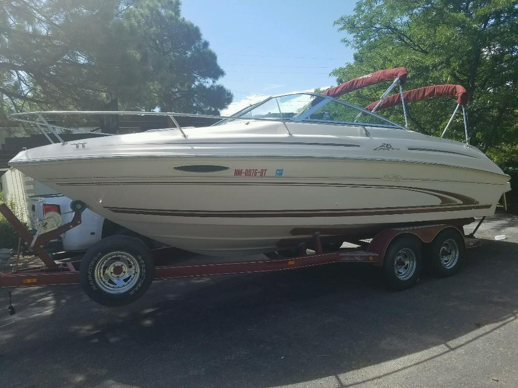 Sea Ray Express Cruiser 215