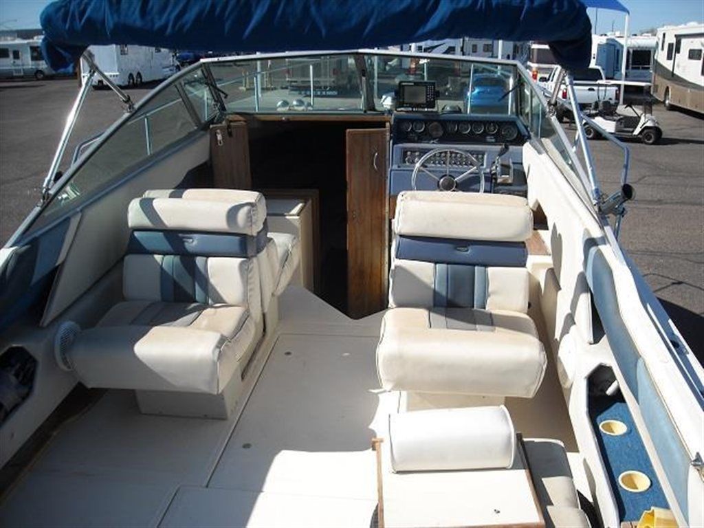 Sea Ray Cuddy 250 1987 for sale for $1,000 - Boats-from-USA.com