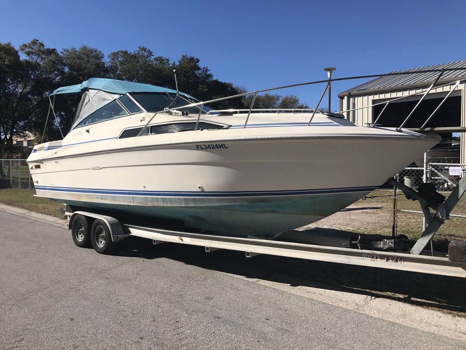 27 ft sea ray