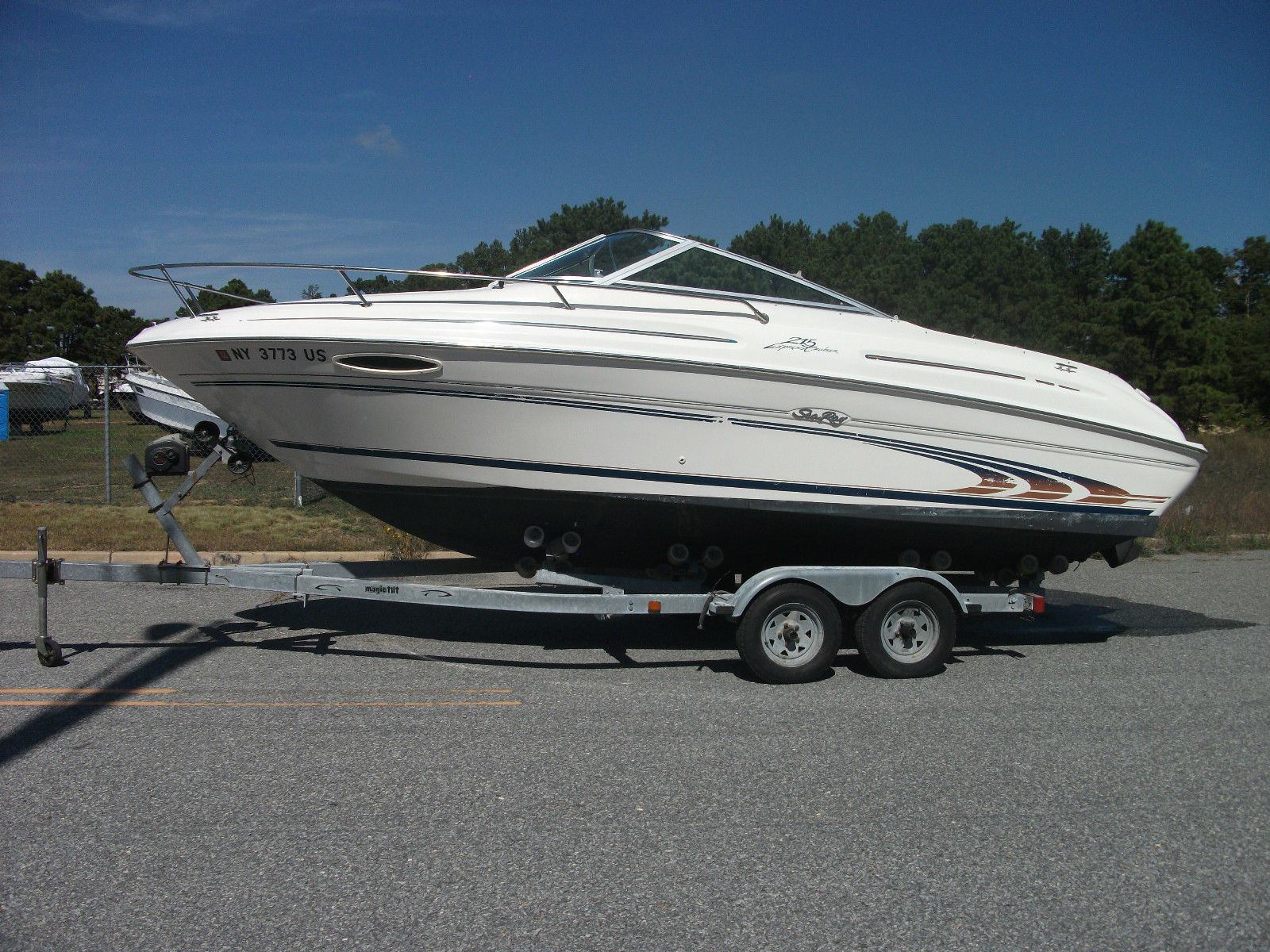 Sea Ray 215 Express Cruiser 1998 for sale for $4,500 - Boats-from-USA.com