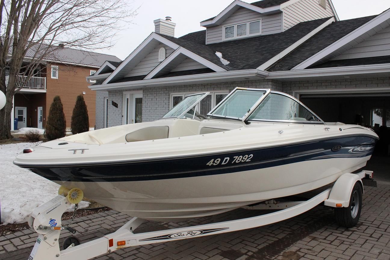 2002 sea ray 18 ft. runabout. garage kept. very clean. 