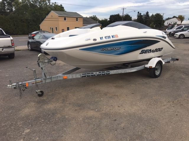 Seadoo Challenger 2005 for sale for $8,000 - Boats-from 