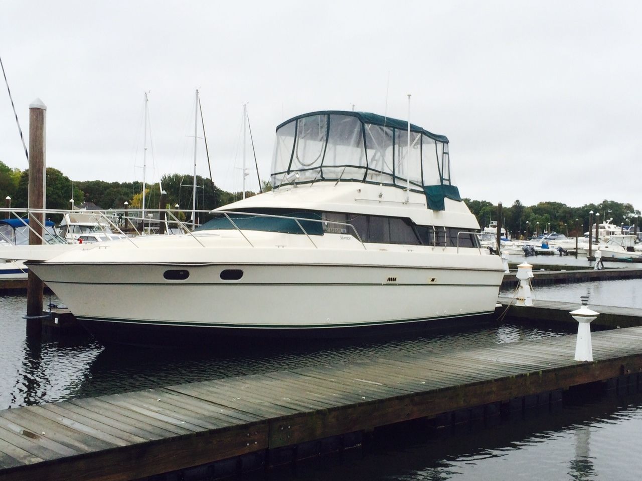 Silverton 1988 for sale for $23,000 - Boats-from-USA.com