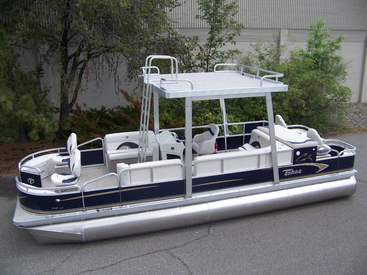 Tahoe 24 2012 for sale for $16,999 - Boats-from-USA.com