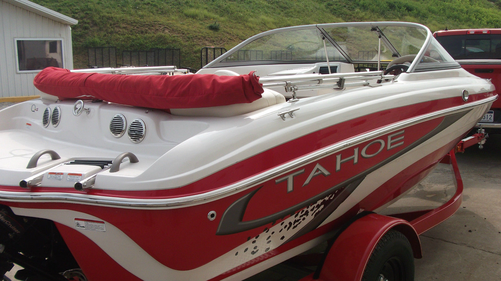 Tahoe Q4 2010 for sale for $1 - Boats-from-USA.com