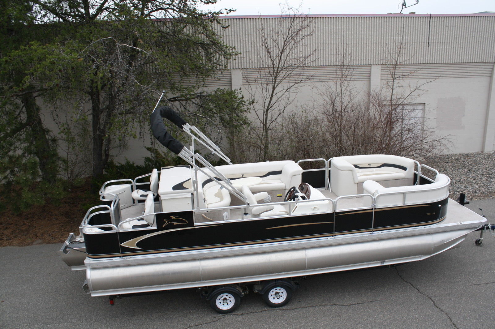 Tahoe 24 REAR FISH TRITOON 2013 for sale for $19,999 