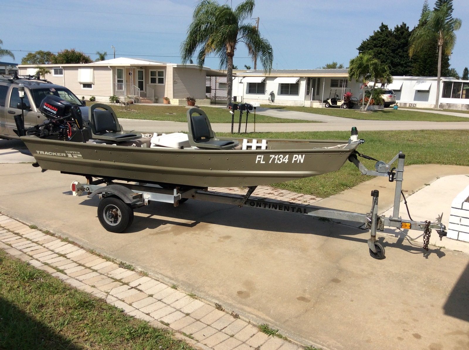 Tracker Topper 2014 for sale for $1,500.