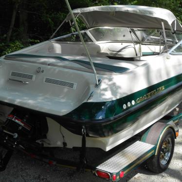 1997 Crownline 176