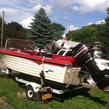 1968 Crestliner closed bow