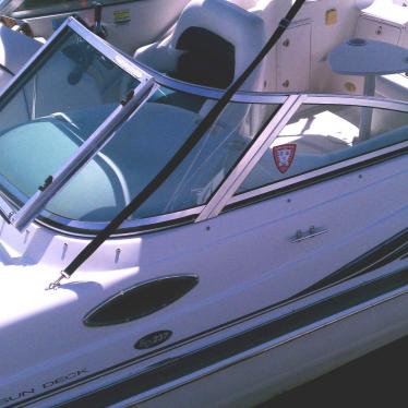 2003 Hurricane 237 sun deck