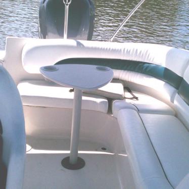 2003 Hurricane 237 sun deck