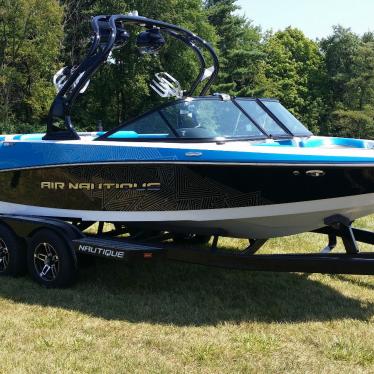 2012 Nautique sport 200