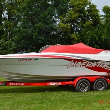 1994 Four Winns liberator 221