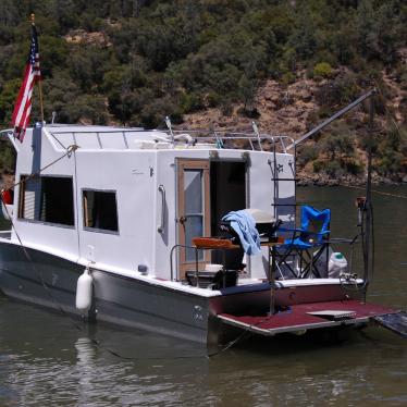 Cobia Houseboat 1969