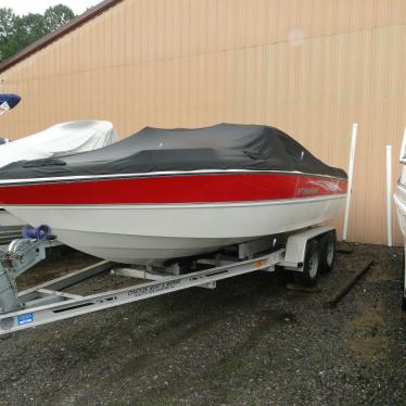 2004 Stingray mercruiser 200lx