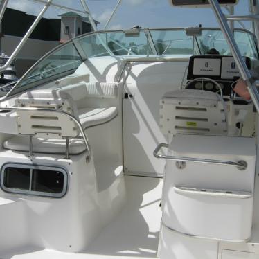 2002 Boston Whaler conquest 295 cd