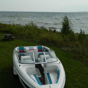 1993 Rinker 180