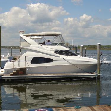 2007 Silverton 330 sport bridge