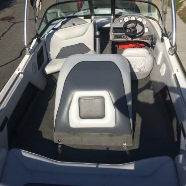 2002 Centurion sport bowrider