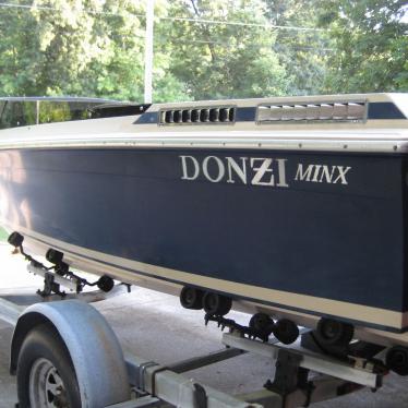 1988 Donzi minx