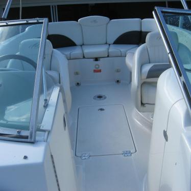 2006 Monterey 233 explorer very nice!