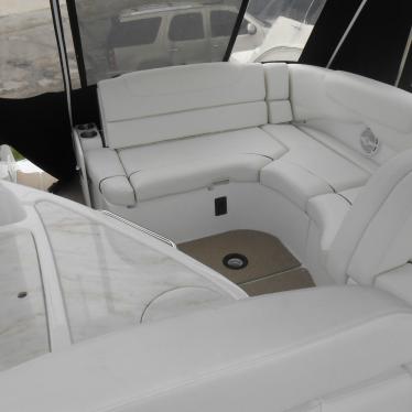 2014 Rinker 290 express cruiser