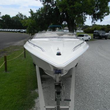 1997 Fountain cuddy cabin boat