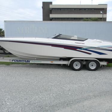 1997 Fountain cuddy cabin boat