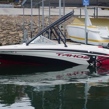 2009 Tahoe q5i extreme edition ski/wakeboard boat