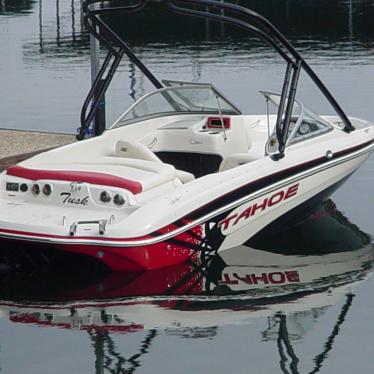 2009 Tahoe q5i extreme edition ski/wakeboard boat