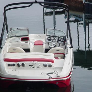 2009 Tahoe q5i extreme edition ski/wakeboard boat