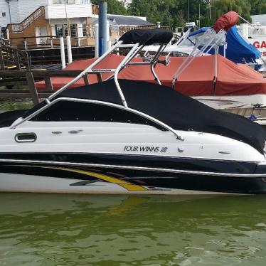 2007 Four Winns funship 224