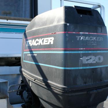 1996 Tracker 35 cabin cruiser