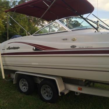 2002 Hurricane 237 sundeck