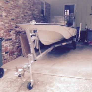 1987 Boston Whaler 15 foot center console