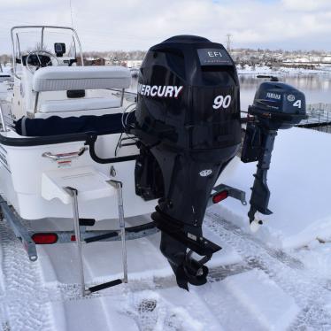 2009 Boston Whaler 170 montauk