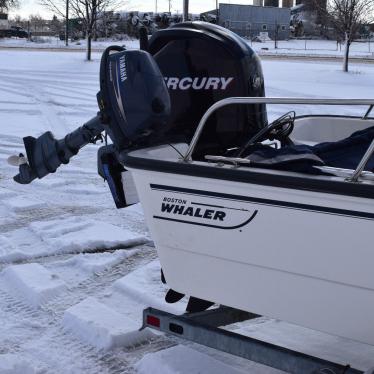 2009 Boston Whaler 170 montauk