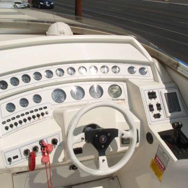 1992 Wellcraft 38 scarab thunder series