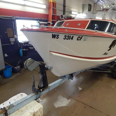 1960 Crestliner mandalay