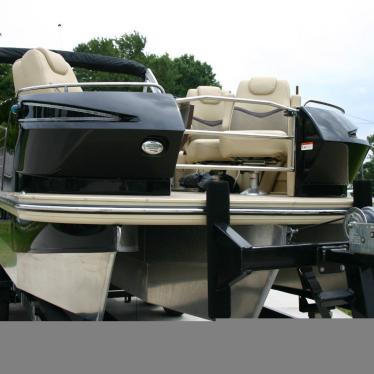 2014 Larson escape 25 ttt triple pontoon