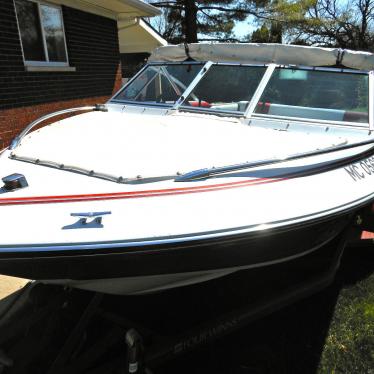 1988 Four Winns 160 freedom