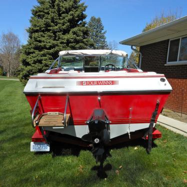 1988 Four Winns 160 freedom