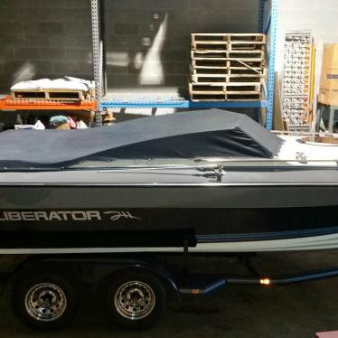 1989 Four Winns liberator 211