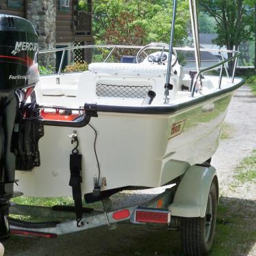 2003 Boston Whaler 150 sport